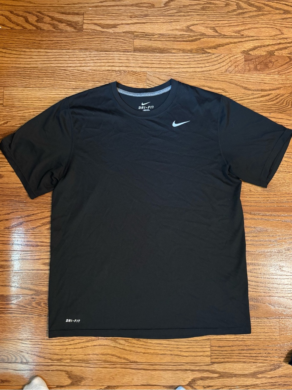 Nike Dri-FIT Black Short Sleeve Performance Athletic Shirt Size Large